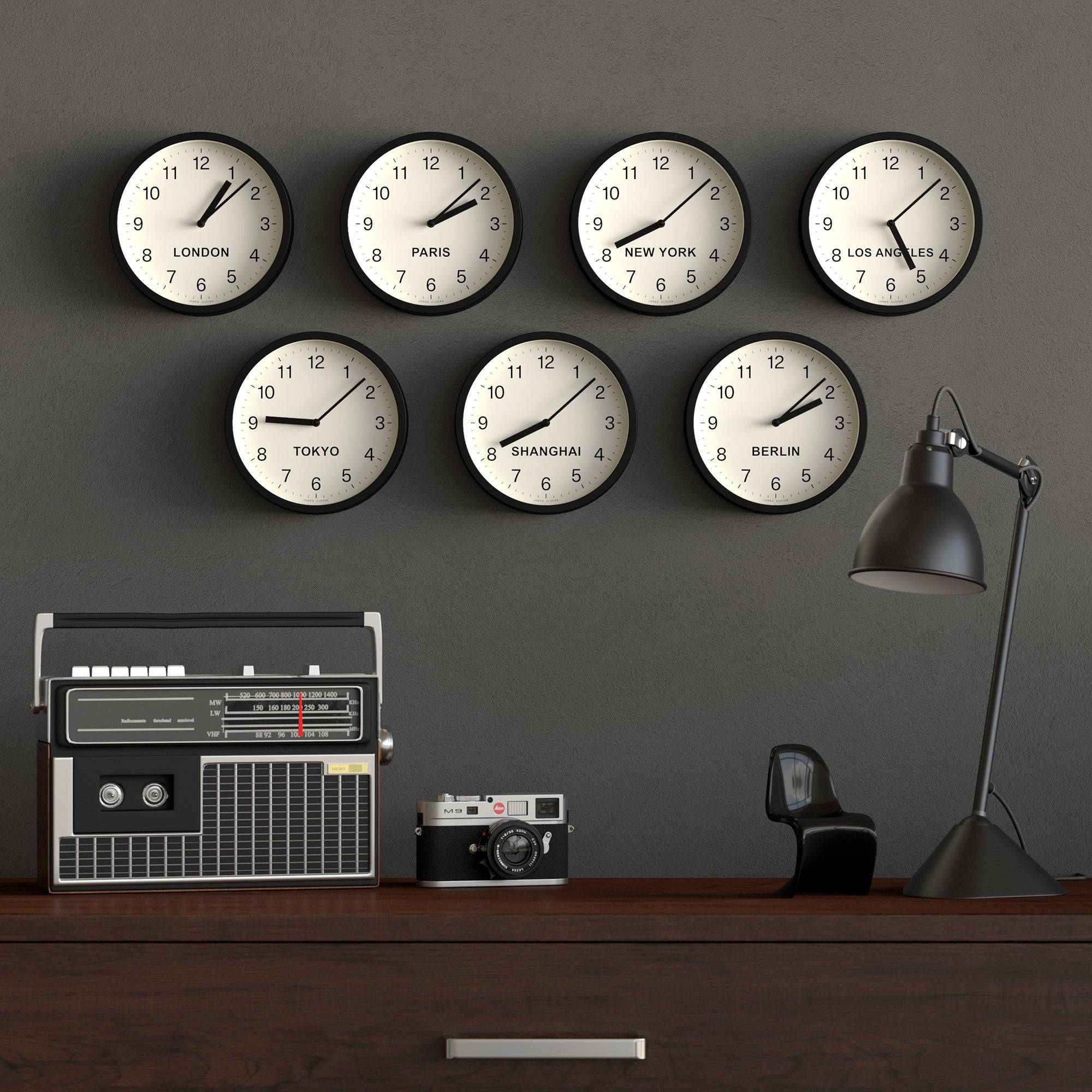 Time Zone New York wall clock in black | Silent 'No Tick' | 20 cm