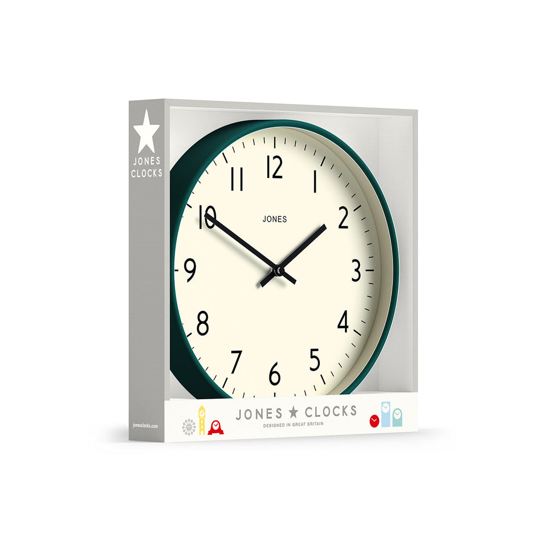 Packaging - Studio wall clock by Jones Clocks in eden green with an easy-to-read and minimalistic dial - JPEN52EDG
