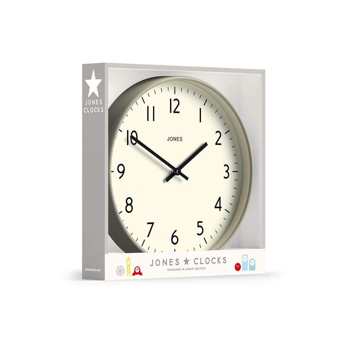 Packaging - Studio wall clock by Jones Clocks in light grey with an easy-to-read and minimalistic dial - JPEN52PGY